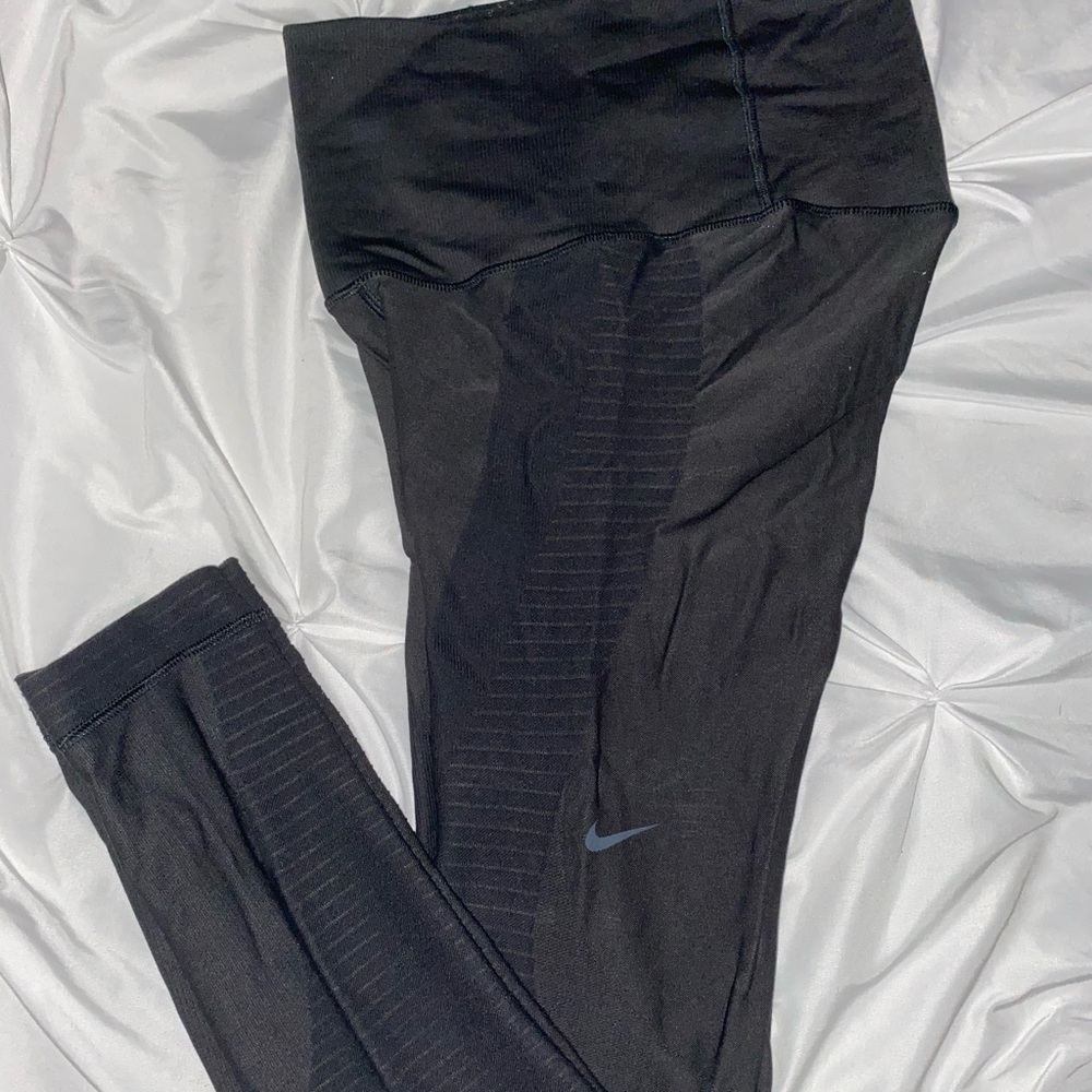 Nike high rise leggings